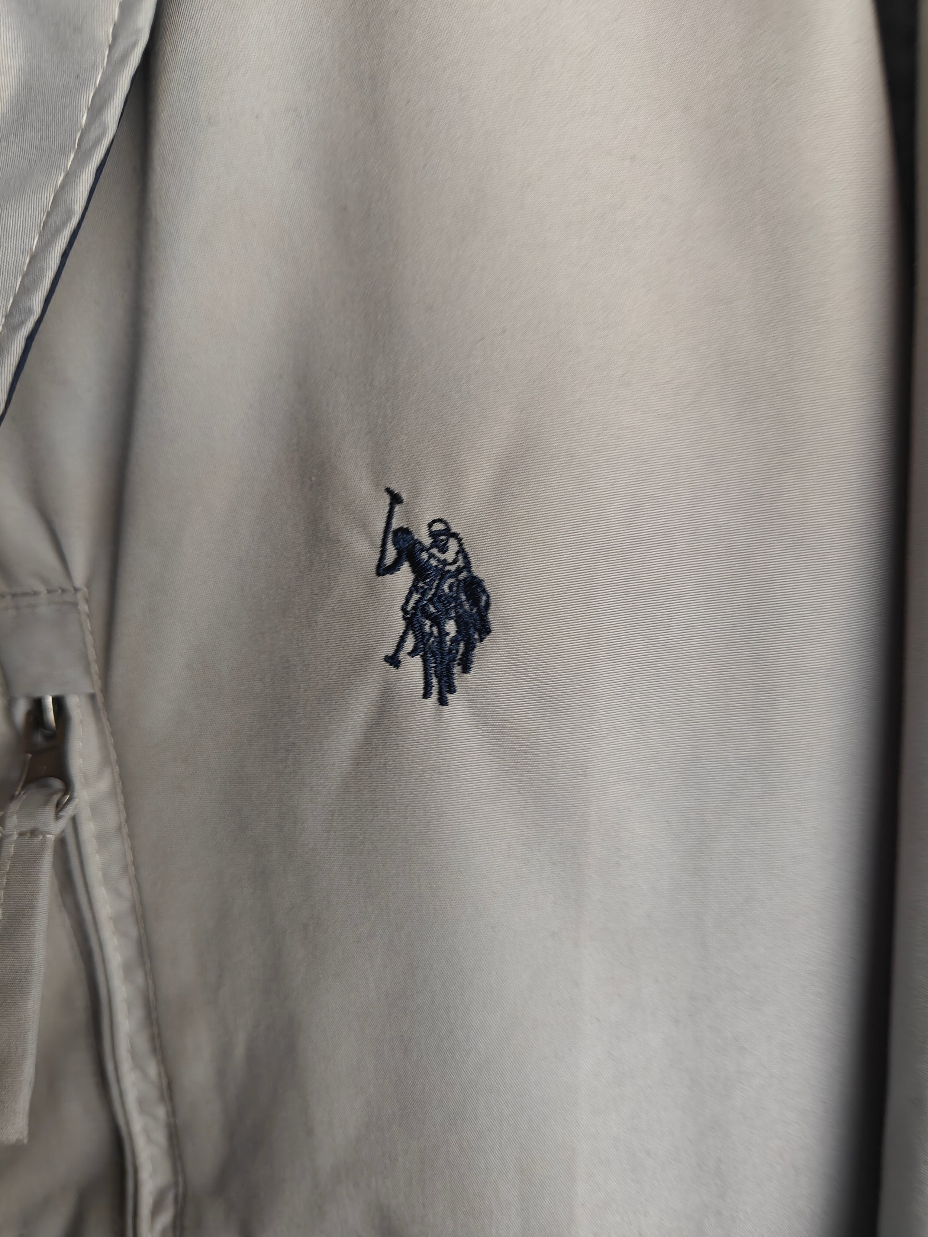Chamarra Harrington Auténtica Polo Ralph Lauren Hombre – Talla XXL (2XL) | Tejido Premium Resistente al Agua | Logo Pony Bordado – Estilo Icónico y Ajuste Confort