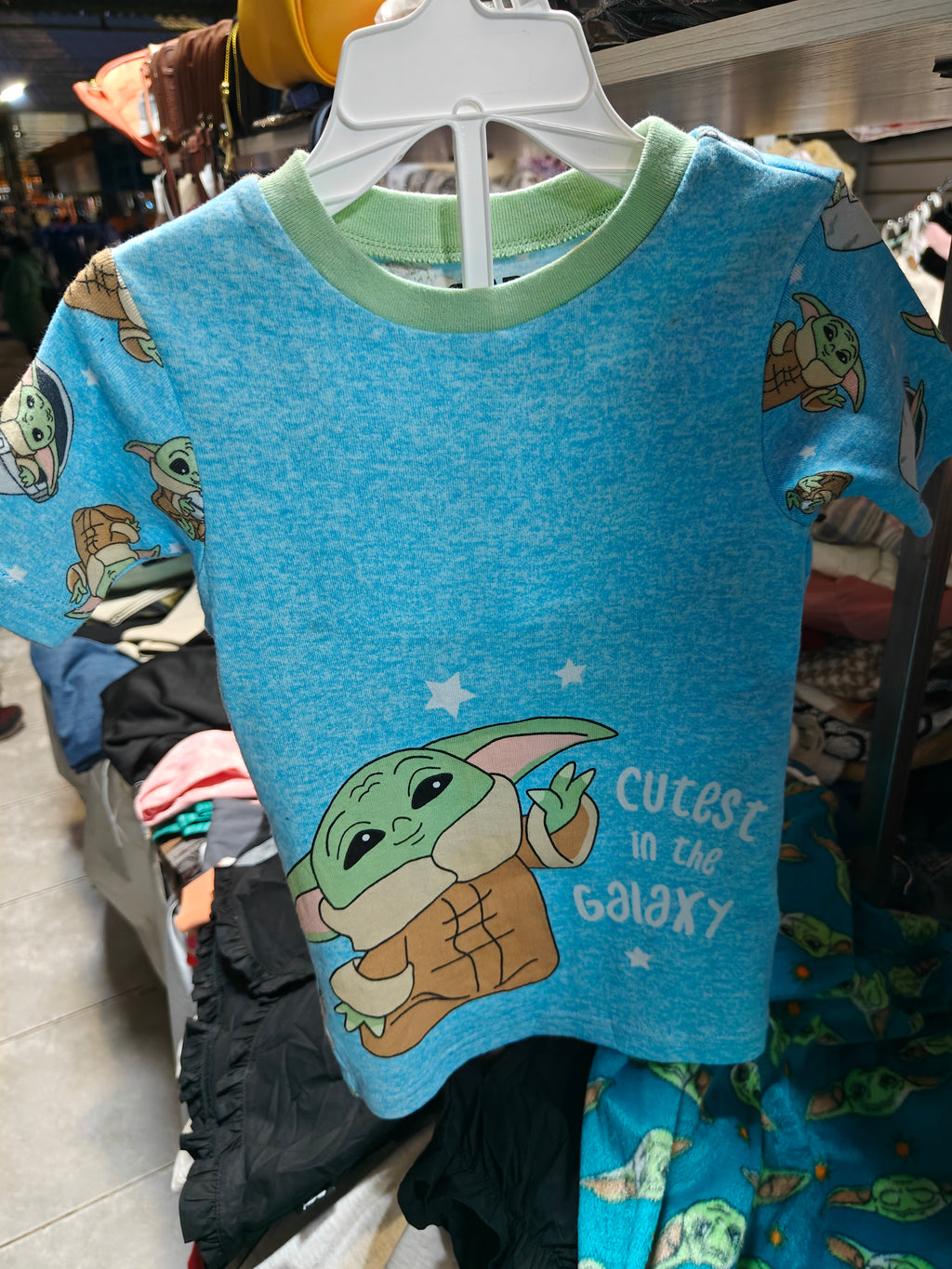 Polera pijama Star Wars: Baby Yoda "Cutest in the Galaxy" - Talla 5