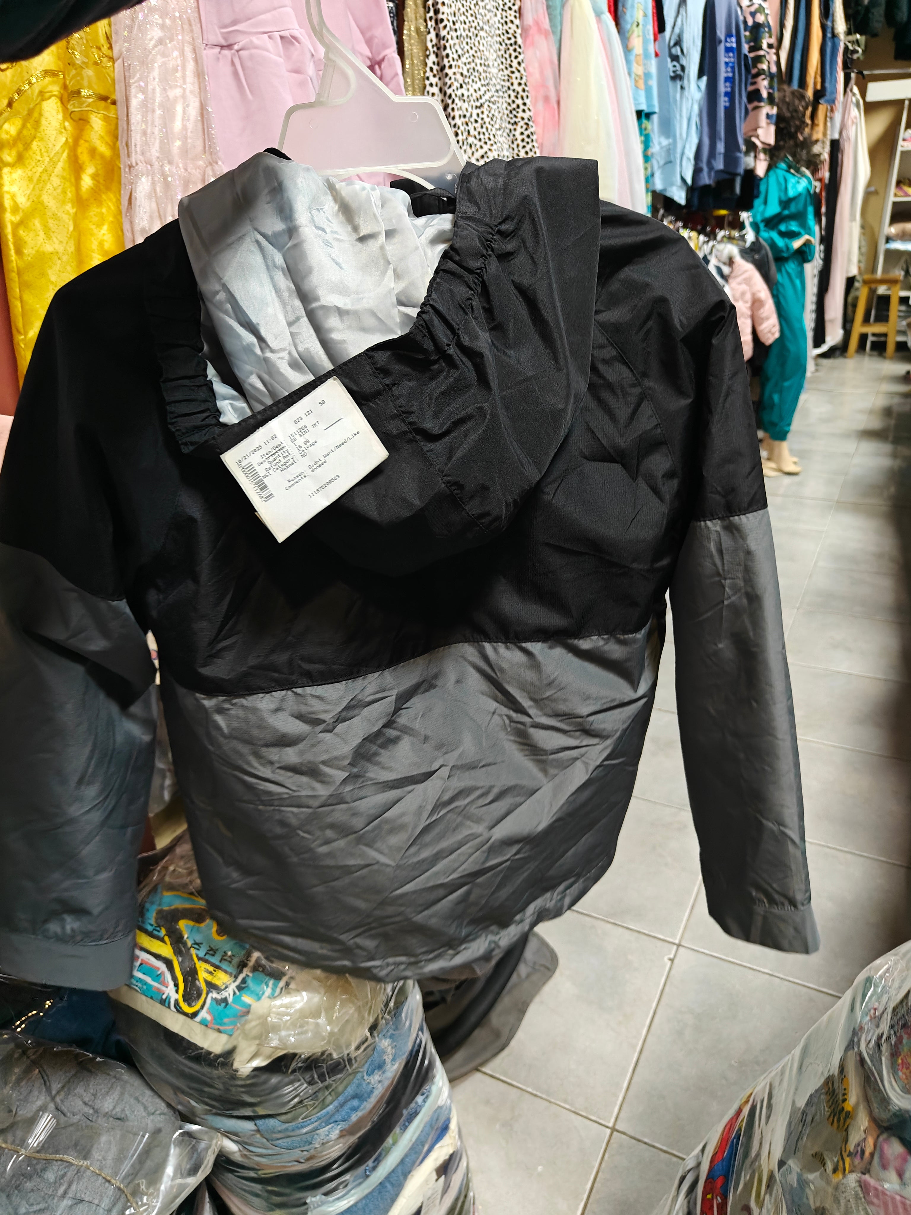 Chamarra Táctica Modular 2-en-1: Térmica e Impermeable – Protección de Alto Rendimiento contra Clima Extremo