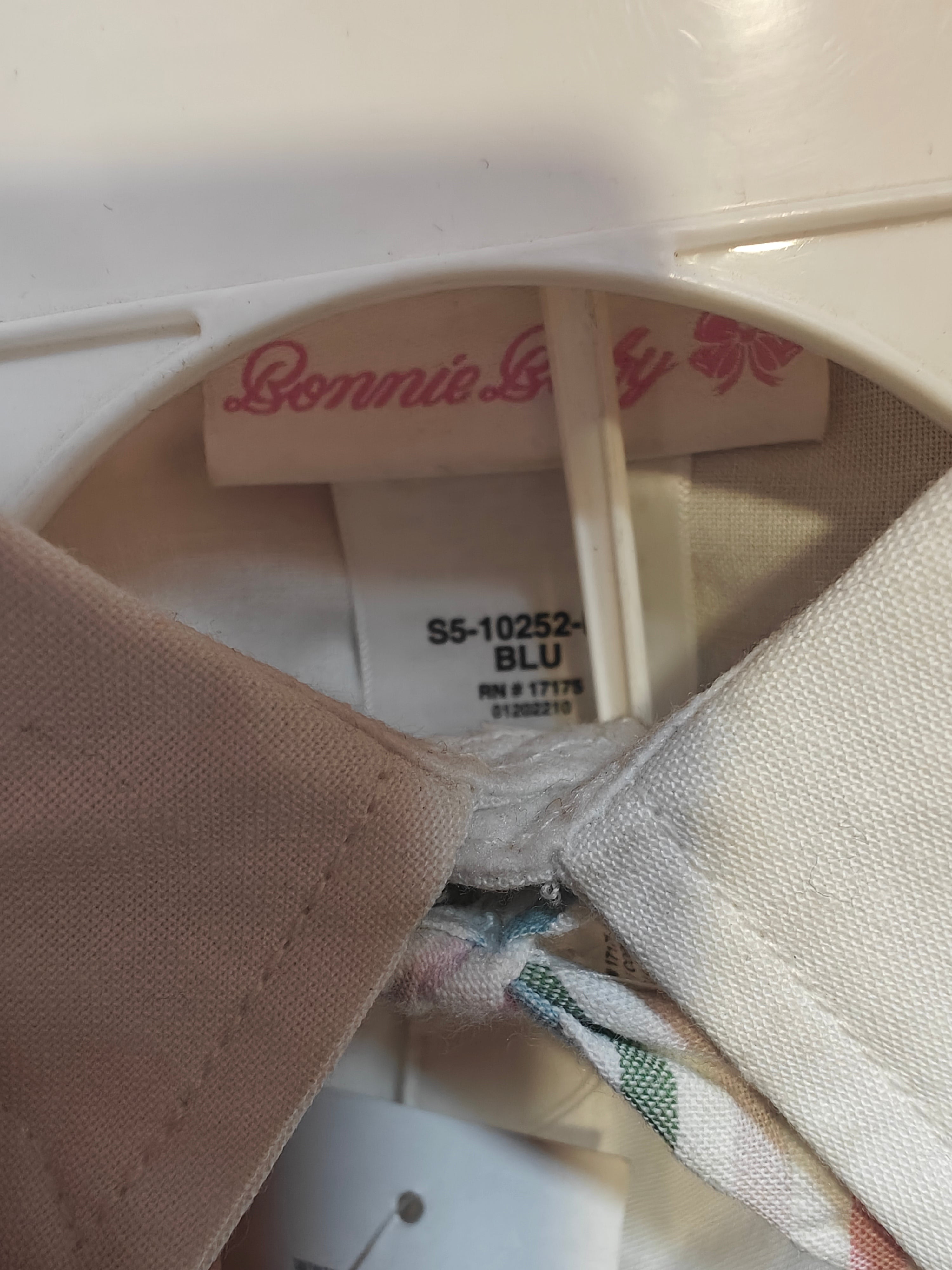 Conjunto Formal para Bebé Bonnie Baby - Camisa Blanca con Corbatín y Pantalón Casual