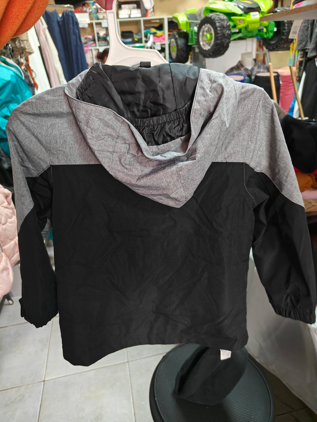 Chamarra Gerry 1 para Niños – Gris/Negro – Talla XS (5/6) años