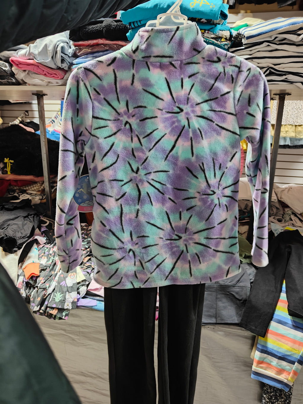 Conjunto de Invierno Btween: Sudadera Polar Tie-Dye y buso – Talla 7