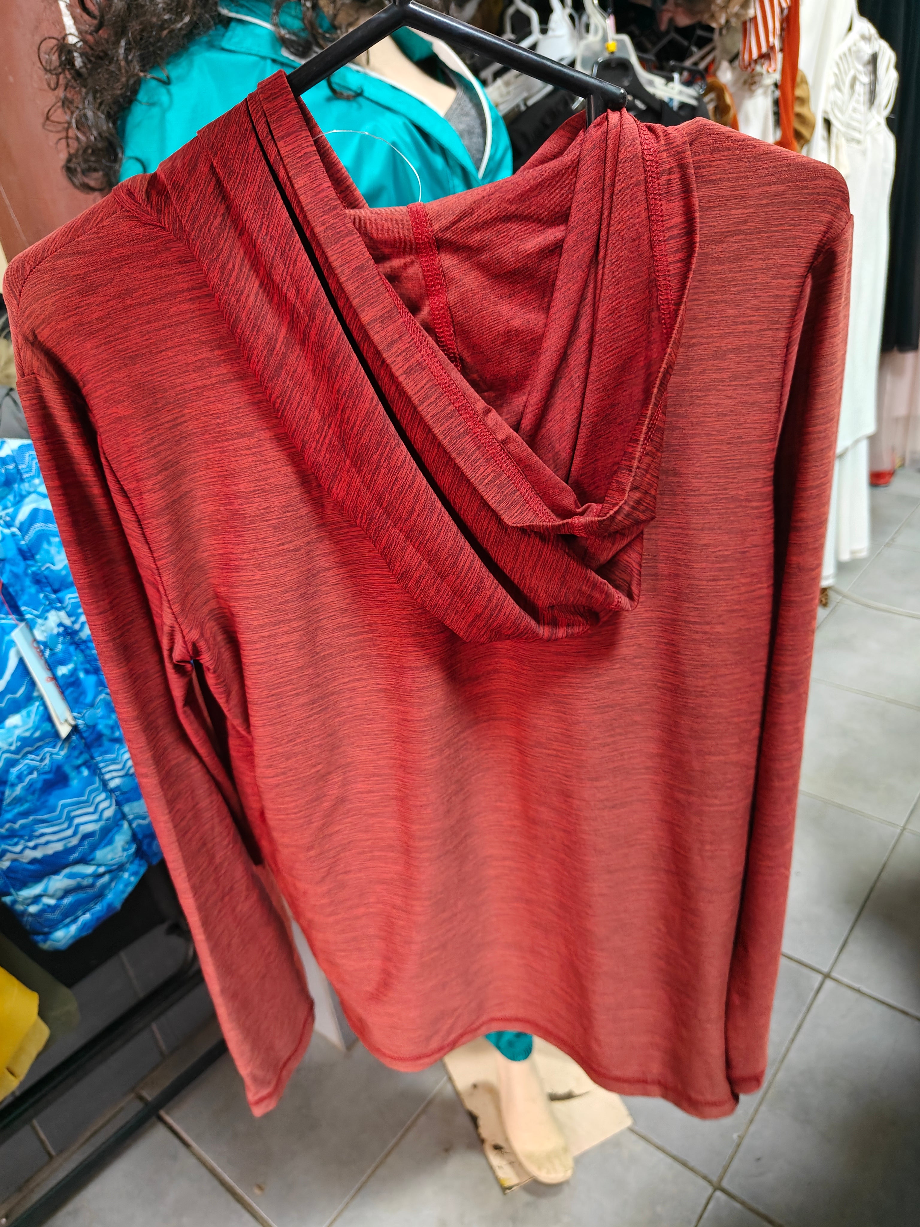 Polera Puma Youth – Manga Larga con Capucha