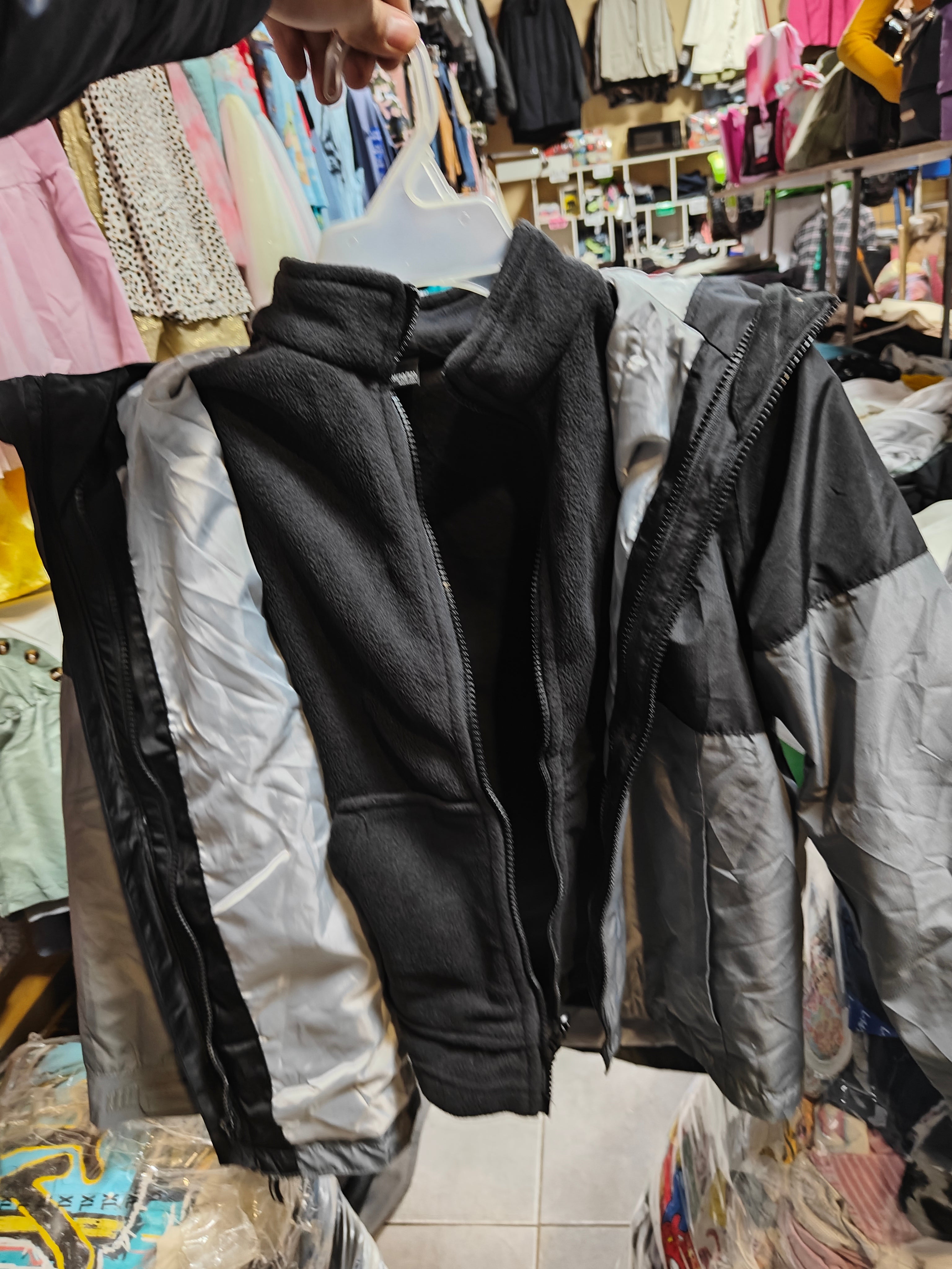 Chamarra Táctica Modular 2-en-1: Térmica e Impermeable – Protección de Alto Rendimiento contra Clima Extremo