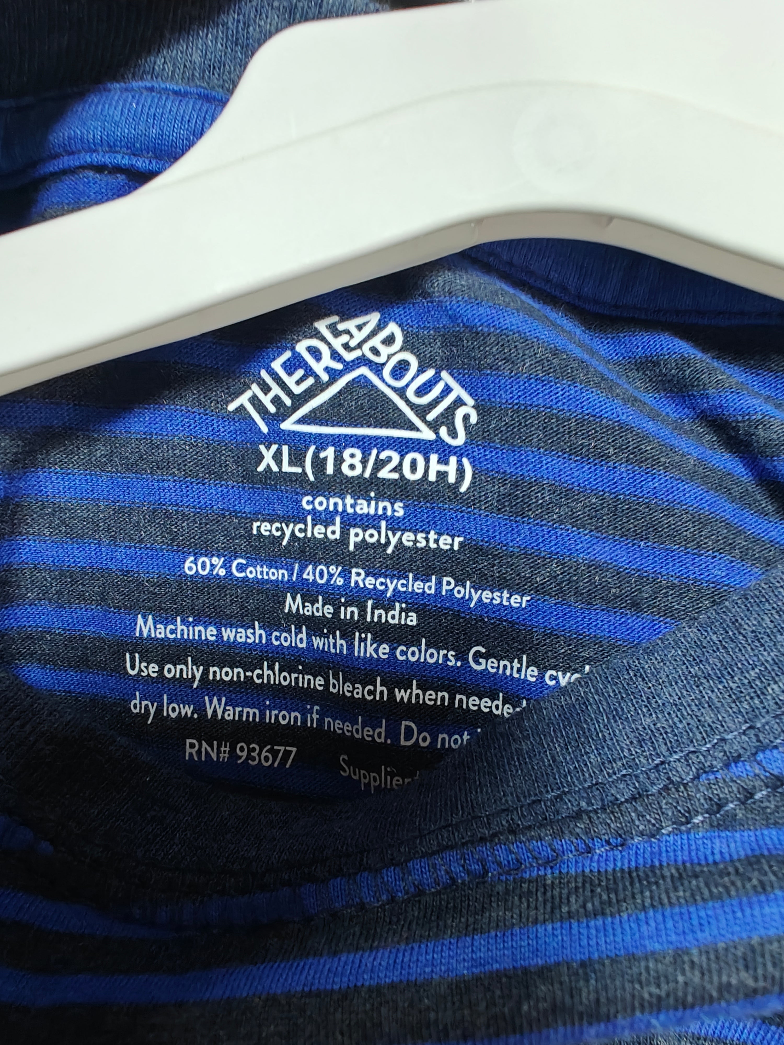 Playera de Manga Larga "Living My Best Life" - Thereabouts