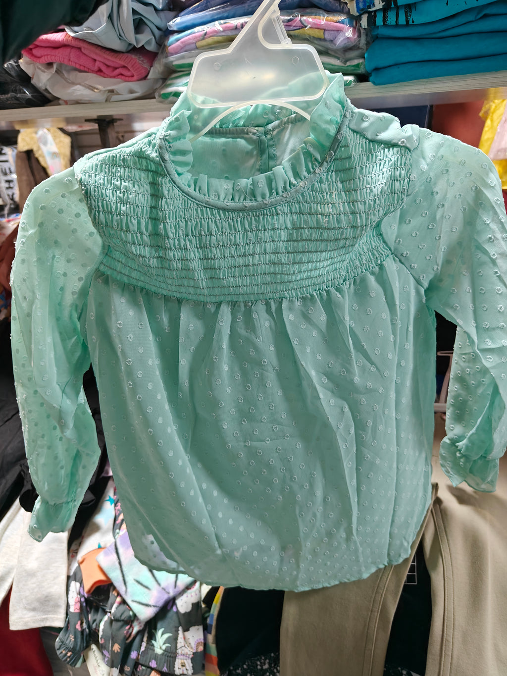 Blusa Elegante de Gasa Plumeti para Niña - Color Menta Pastel