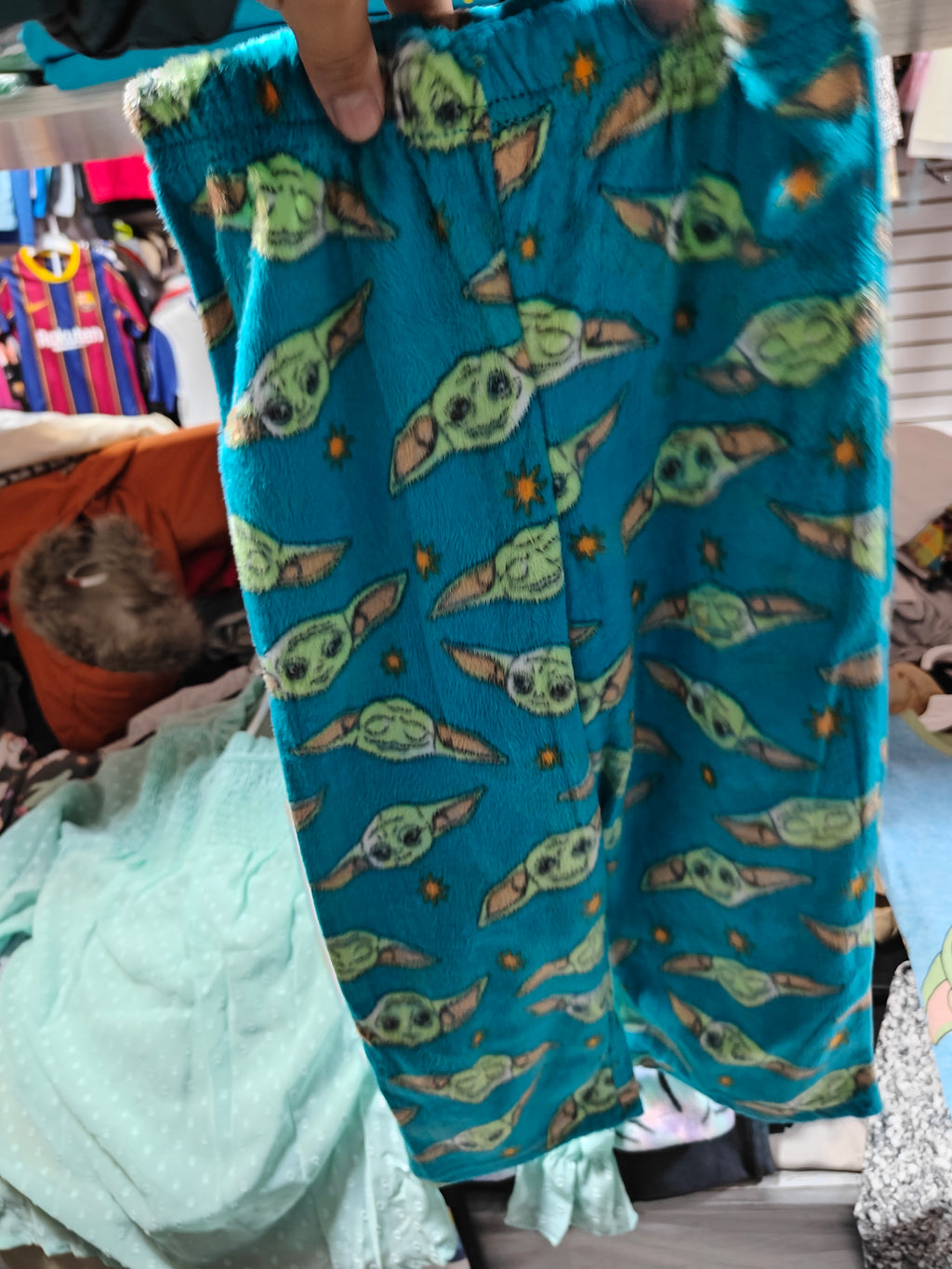 Buso pijama Star Wars: Baby Yoda "Cutest in the Galaxy" - Talla 4