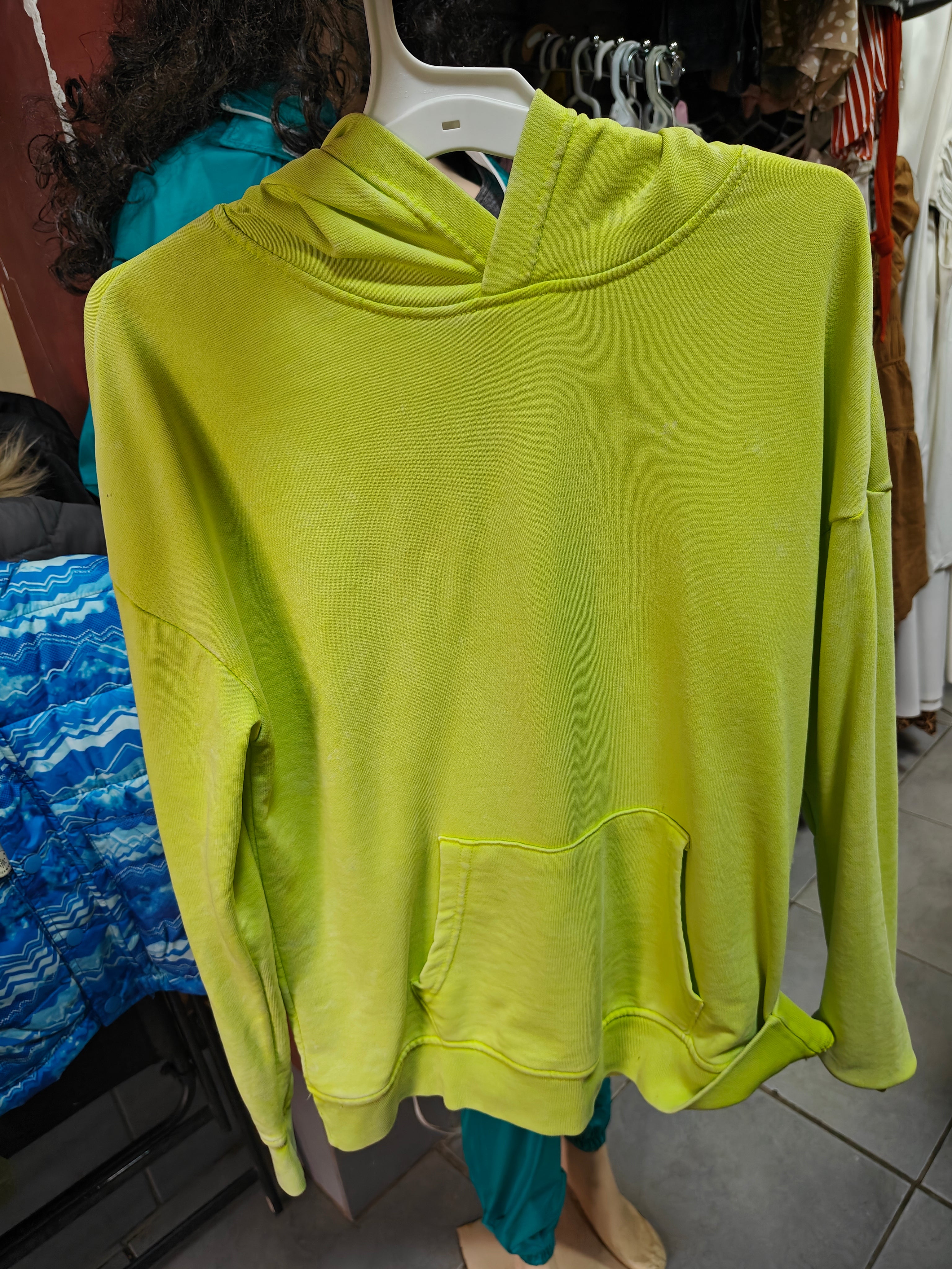 Sudadera con Capucha Thereabouts - Color Lima Neón (Talla 10/12 Husky)