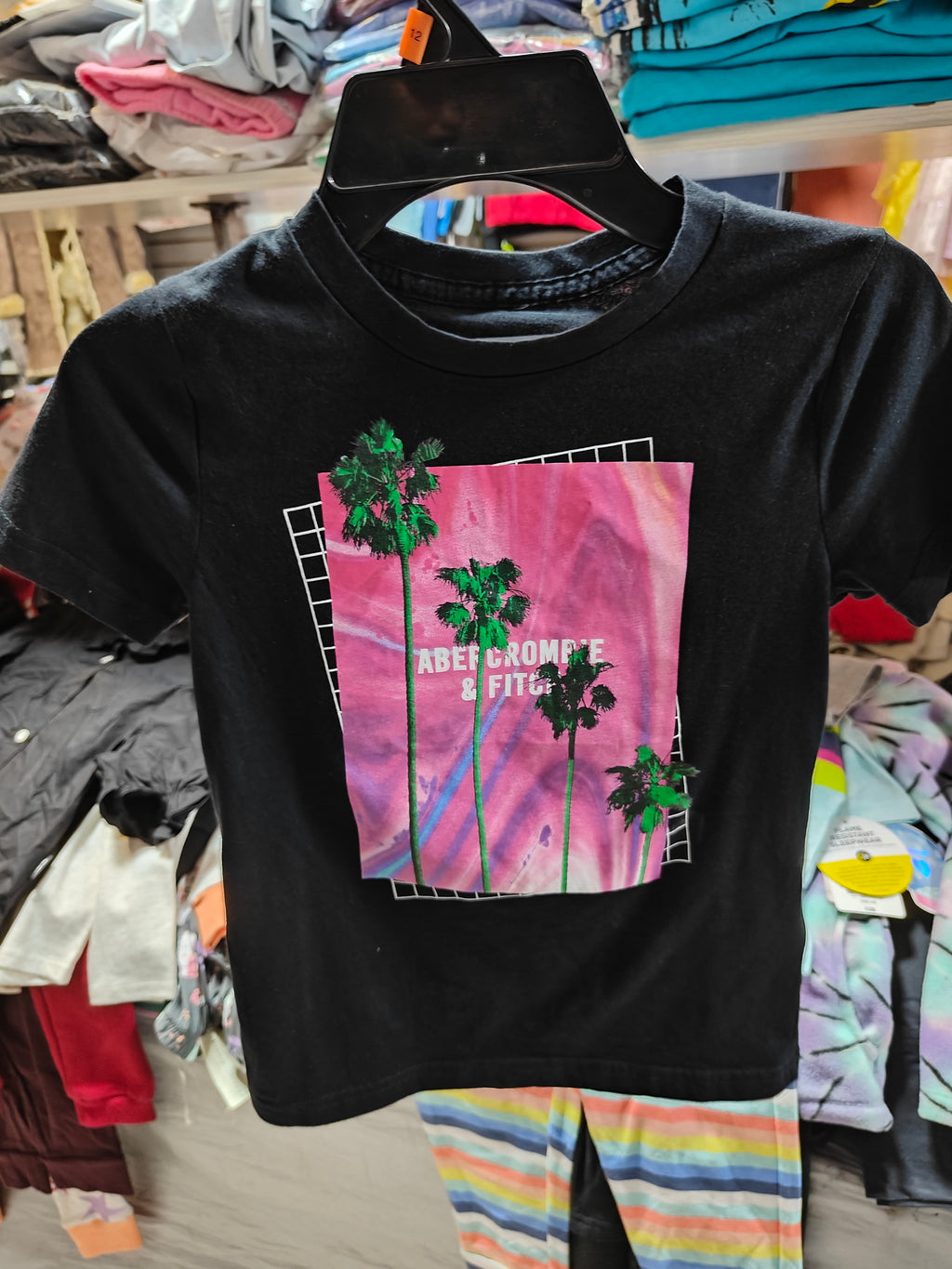 Polera Abercrombie Kids - Estilo California Retro Black