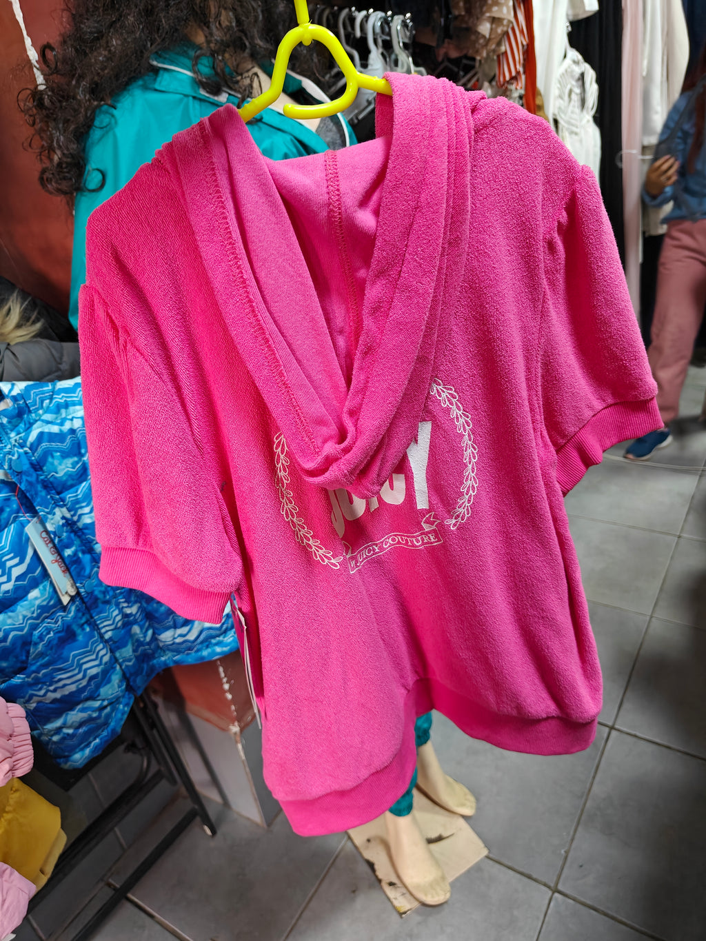 Chaqueta Juicy Couture de Toalla Rosa - Manga Corta con Capucha