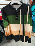 Camiseta con Estampado Geométrico Retro