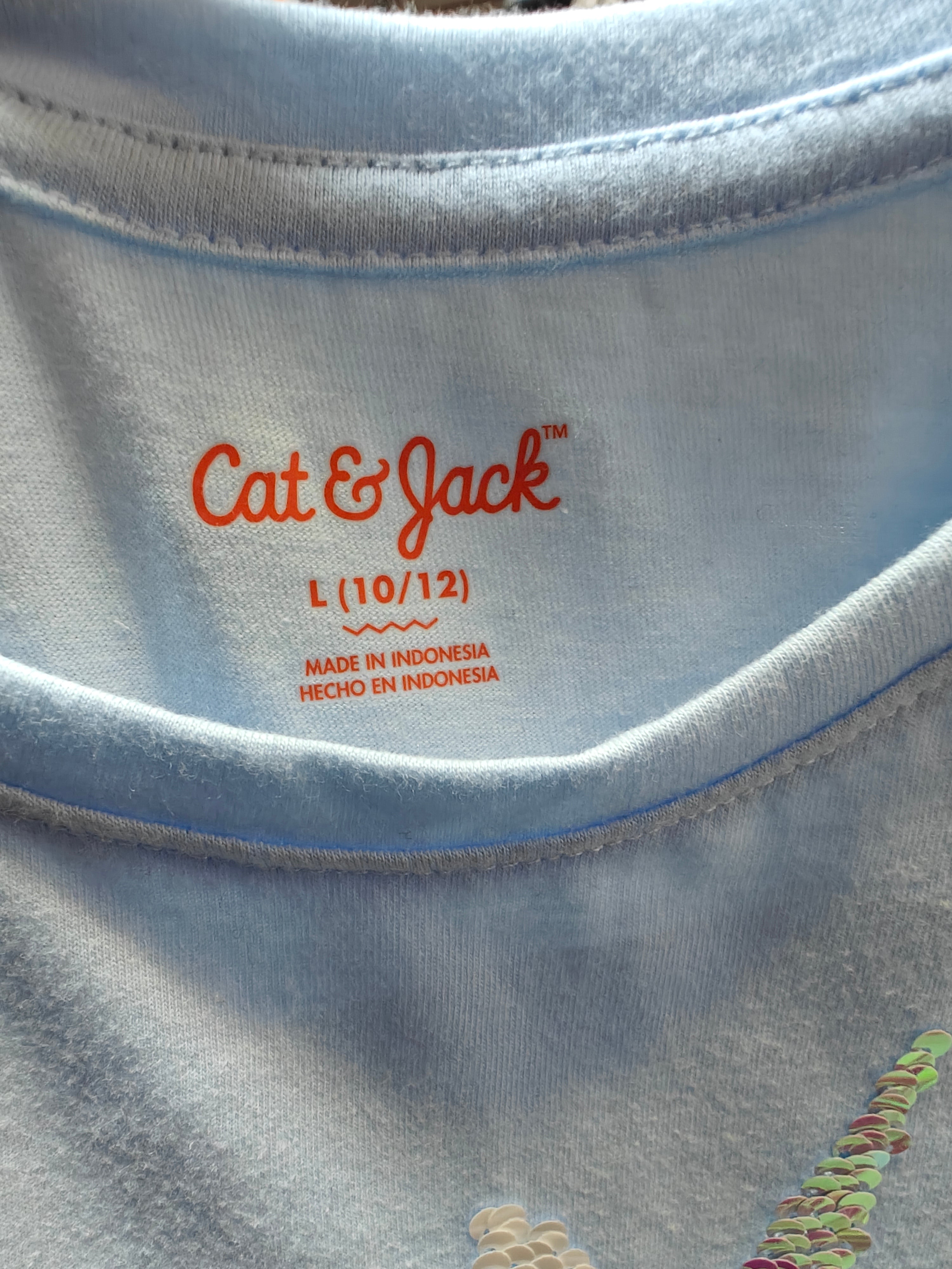 Polera "Magical Unicorn" – Celeste Pastel con Lentejuelas Brillantes