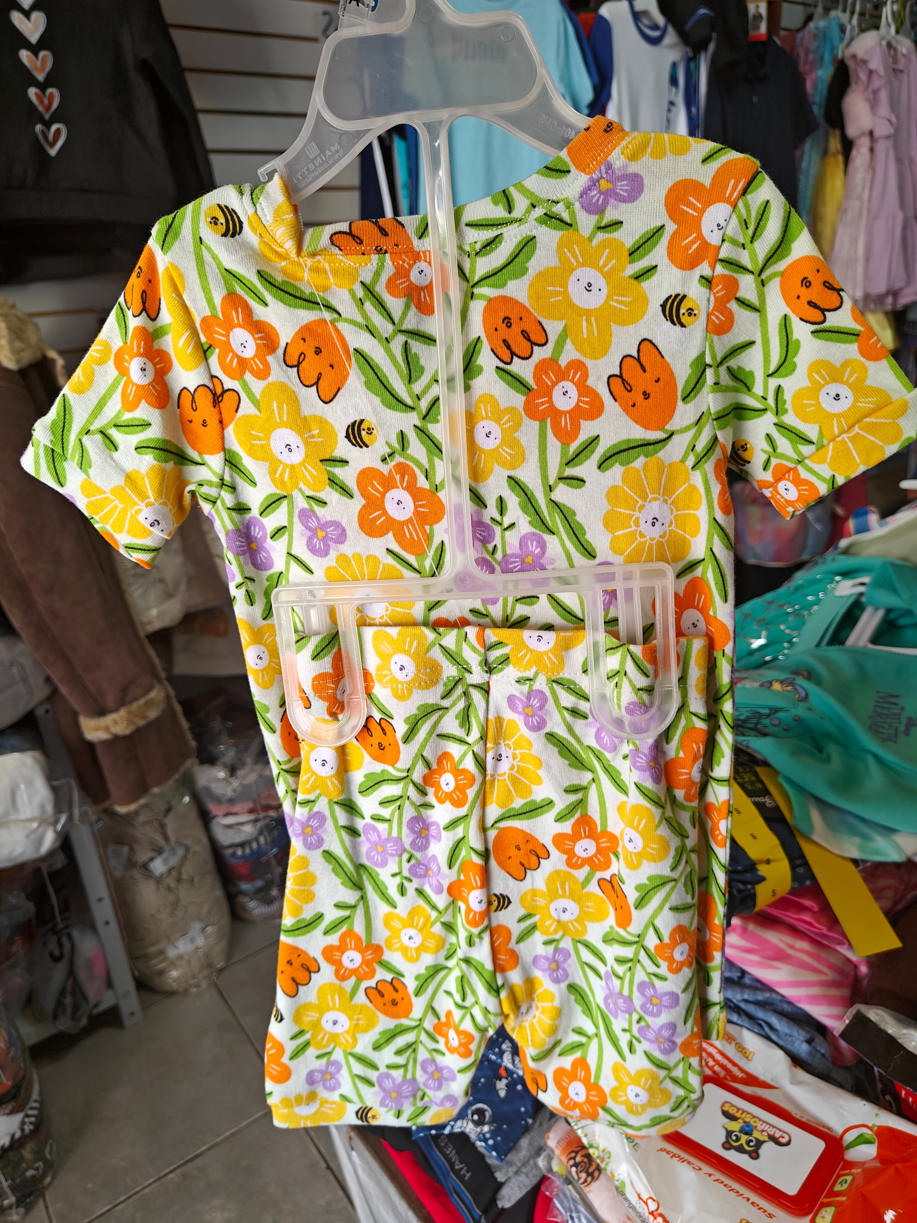 Conjunto de Pijama Old Navy - Flores y Abejitas (4T)